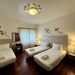 Bed & Breakfast Residencia Maciel Peniche