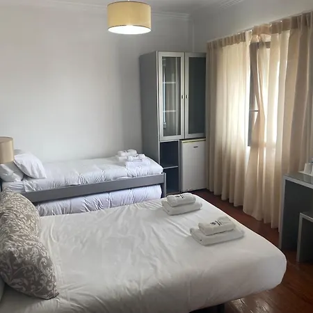 Residencia Maciel Oda ve Kahvaltı Peniche