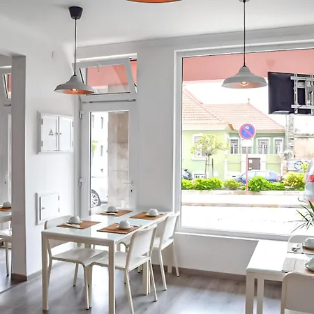 Residencia Maciel Bed & Breakfast 3*