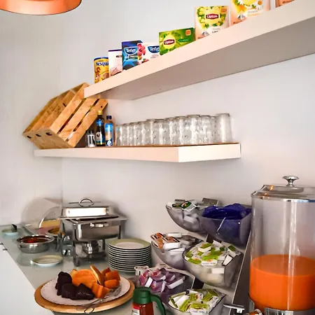 Alojamento de Acomodação e Pequeno-almoço Residência Maciel Peniche