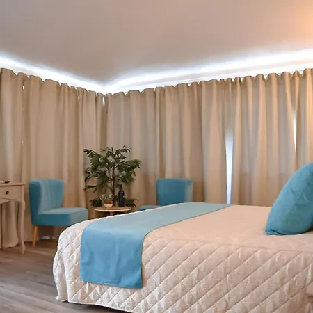 Residencia Maciel 3* 佩尼契