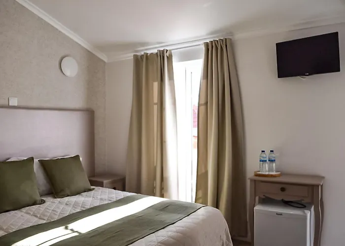 Residencia Maciel Bed & Breakfast Peniche