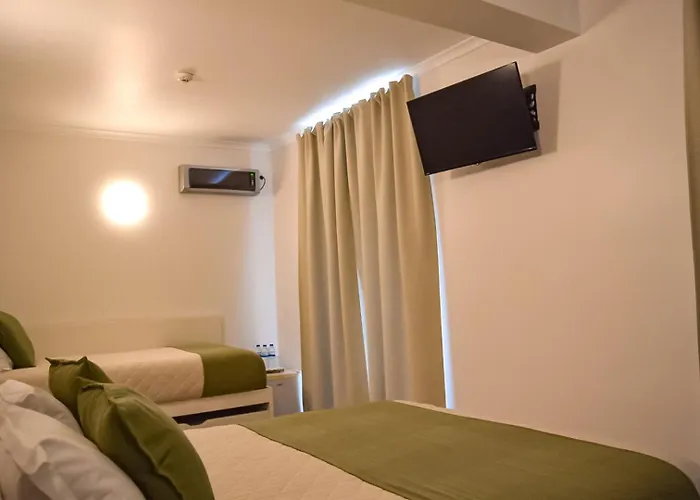 Residencia Maciel Bed & Breakfast Peniche